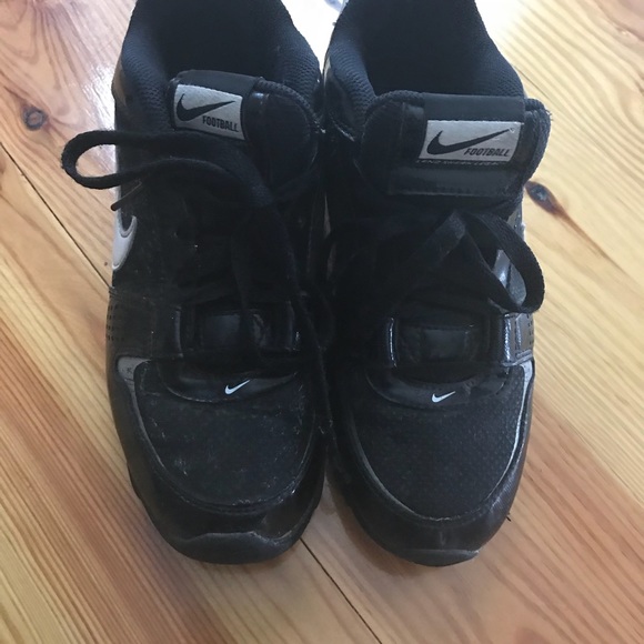 Nike football cleats - Picture 2 of 5